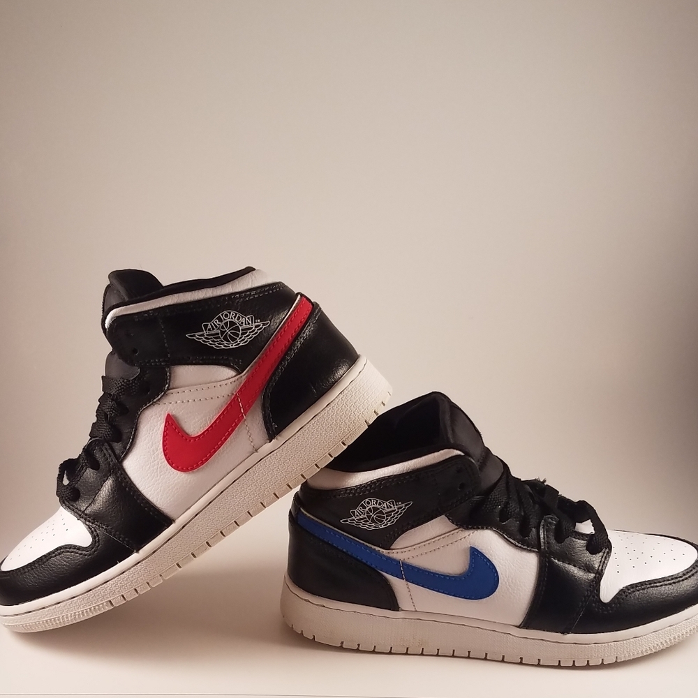 Nike Air Jordan 1 Mid BG "Multi-Color Swoosh"